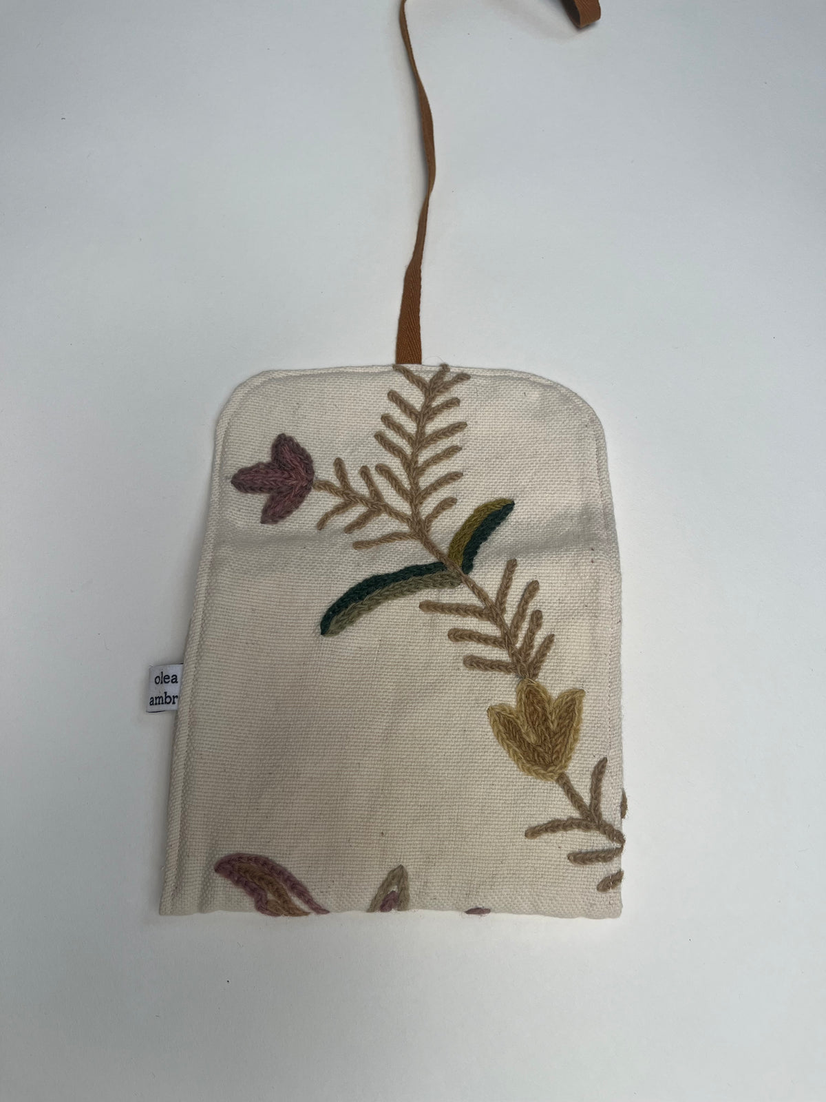 Accordion pouch