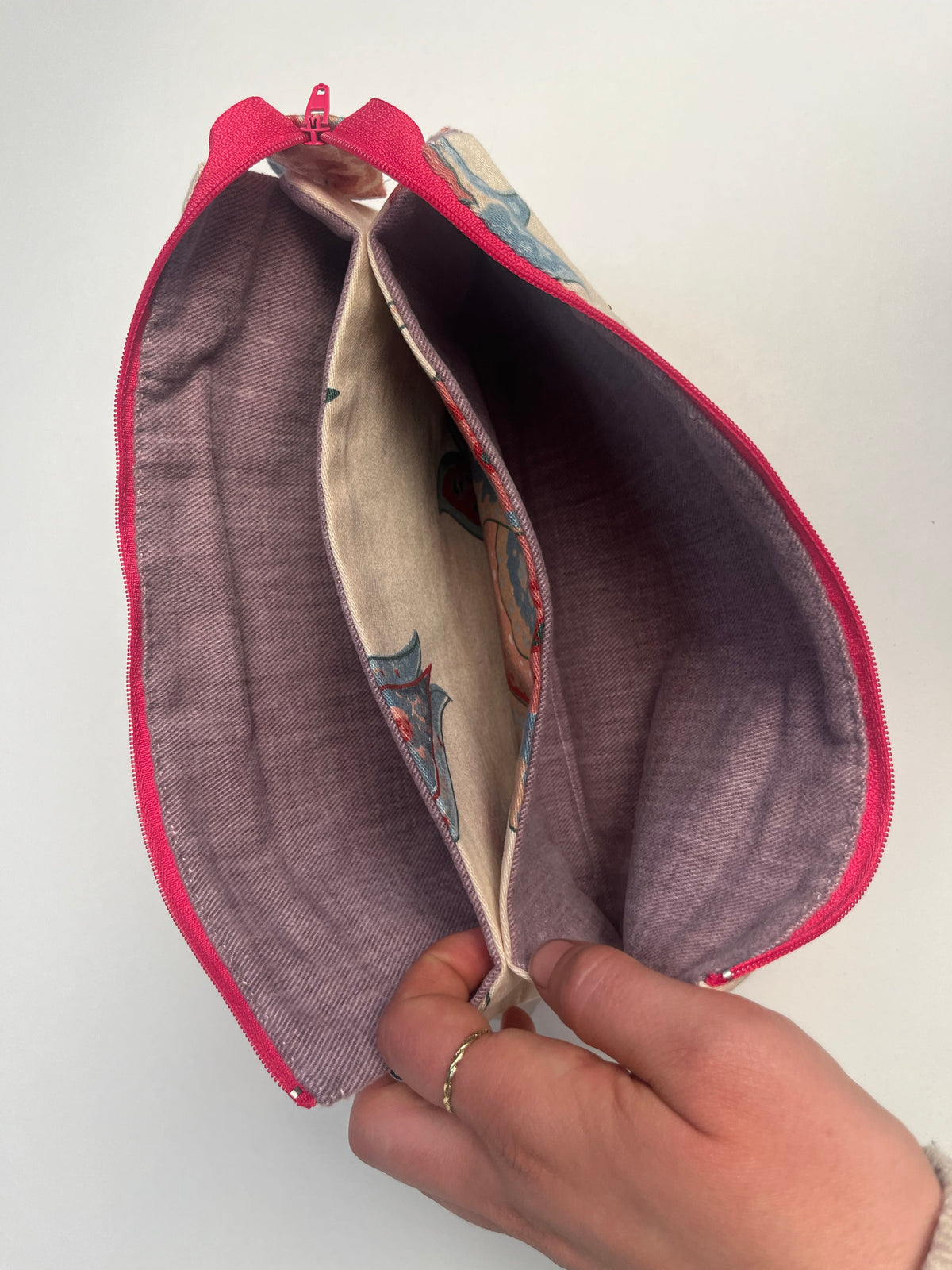 Double pouch