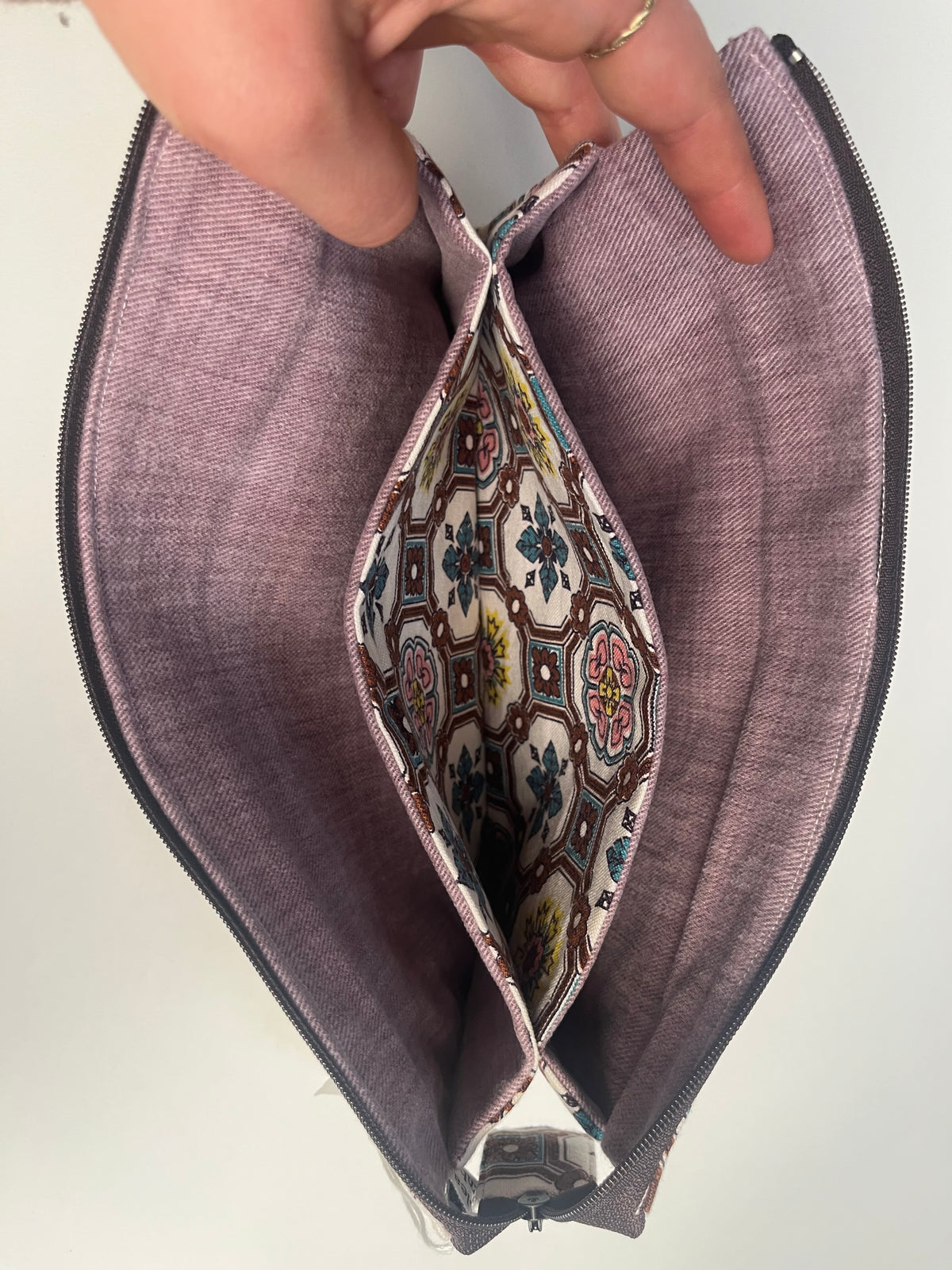 Double pouch