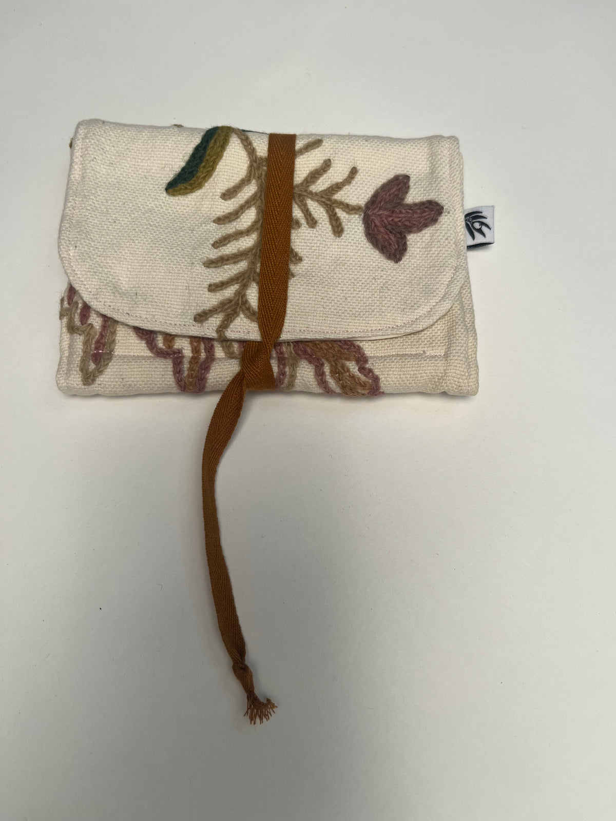 Accordion pouch