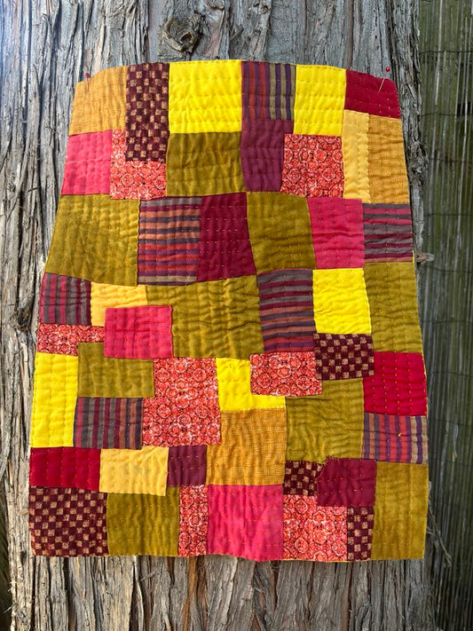 Cranberry Kisses - mini quilt